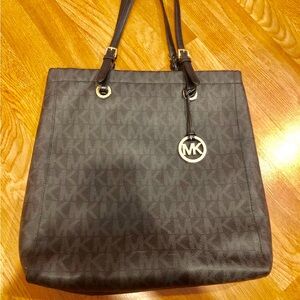 Large Black Leather - Michael Kors Tote Bag